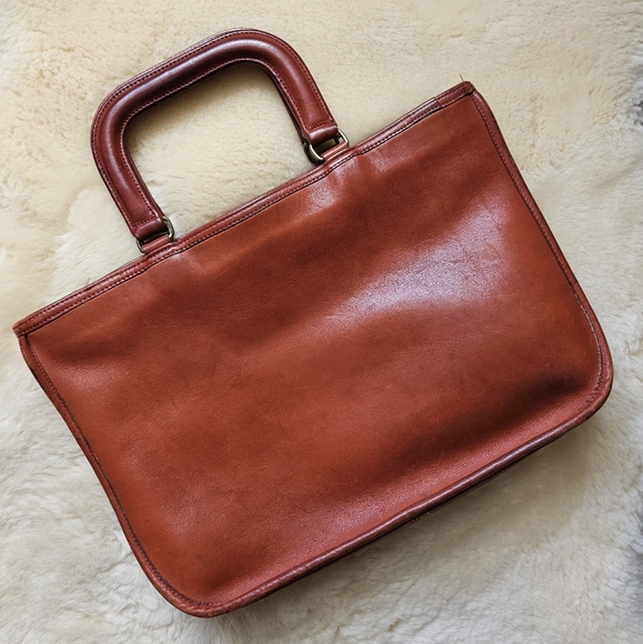 Vintage 1970s Coach Bonnie Cashin Watermelon Leather Tote - Picture 5 of 8